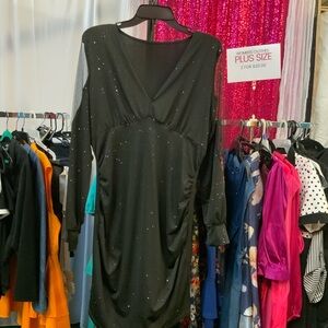 Black Sparkle Long Sleeve V-Neck Plus Size Dress